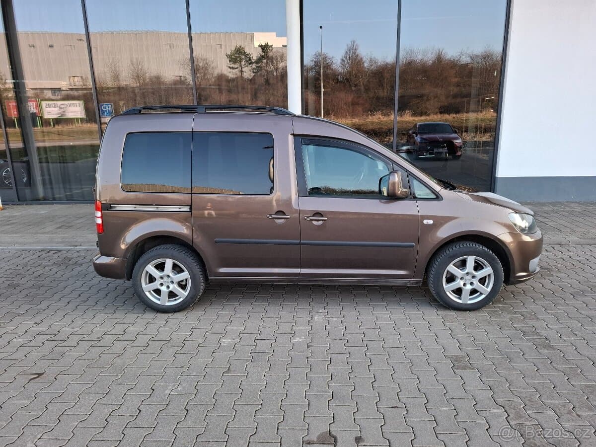 2011 Volkswagen CADDY - 9