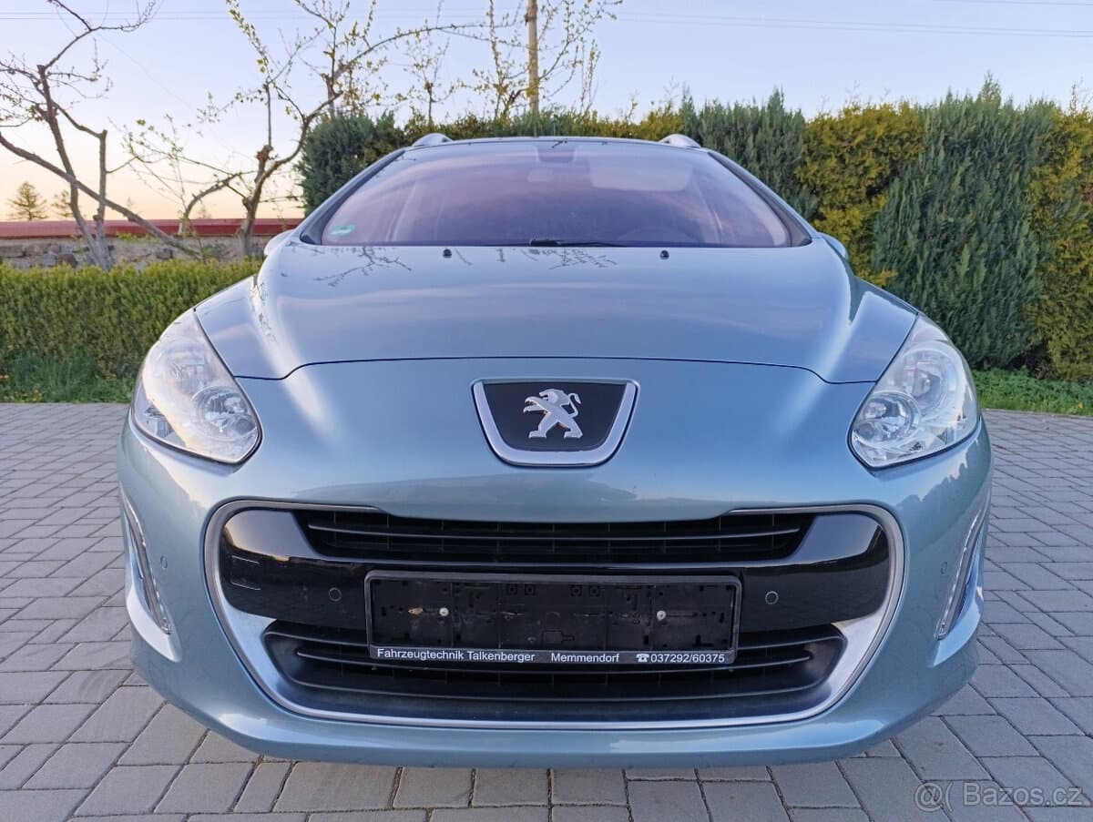 2011 Peugeot 308 - 9