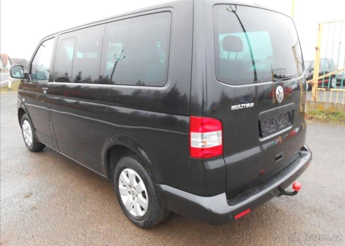 2009 Volkswagen MULTIVAN - 9