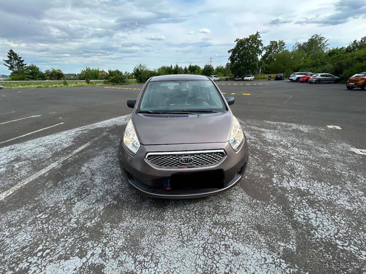 2011 Kia VENGA - 9