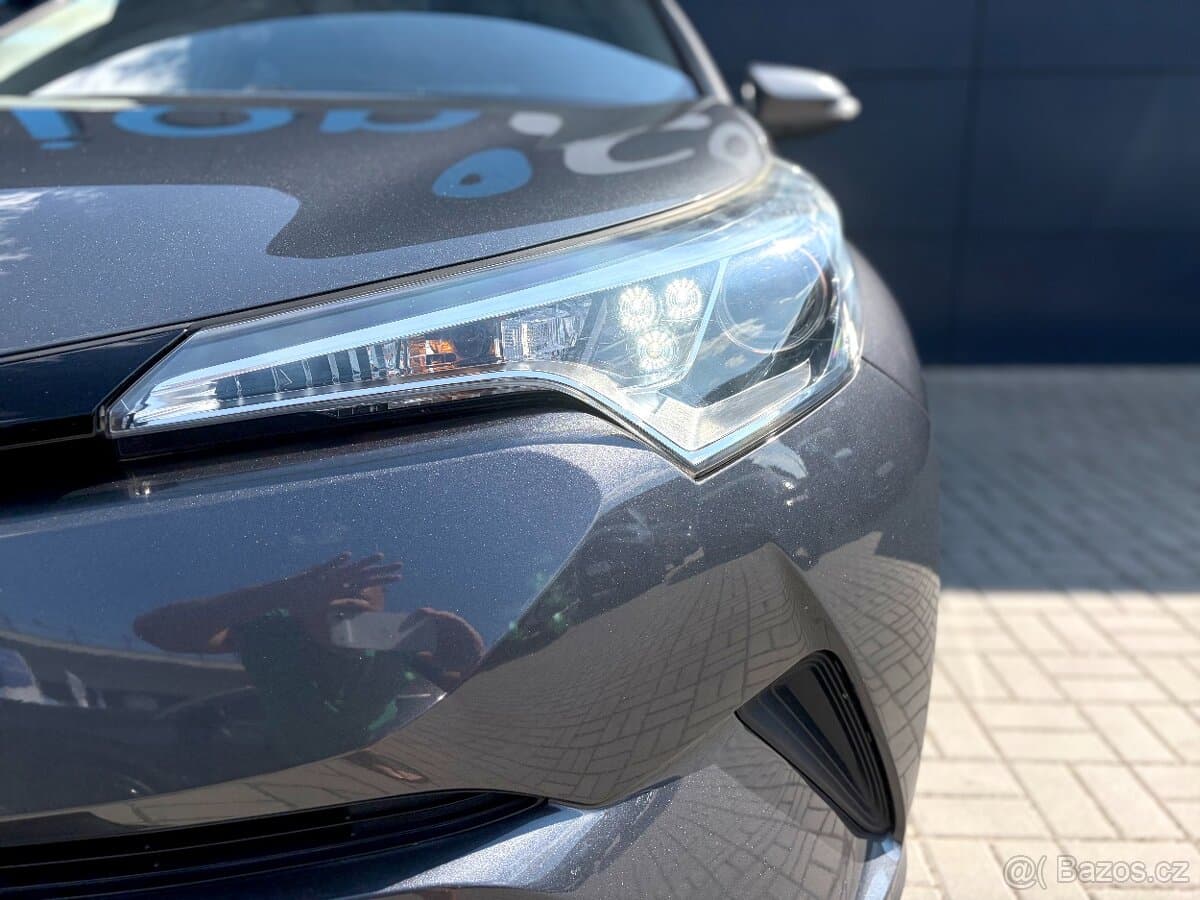 2018 Toyota C-HR - 9