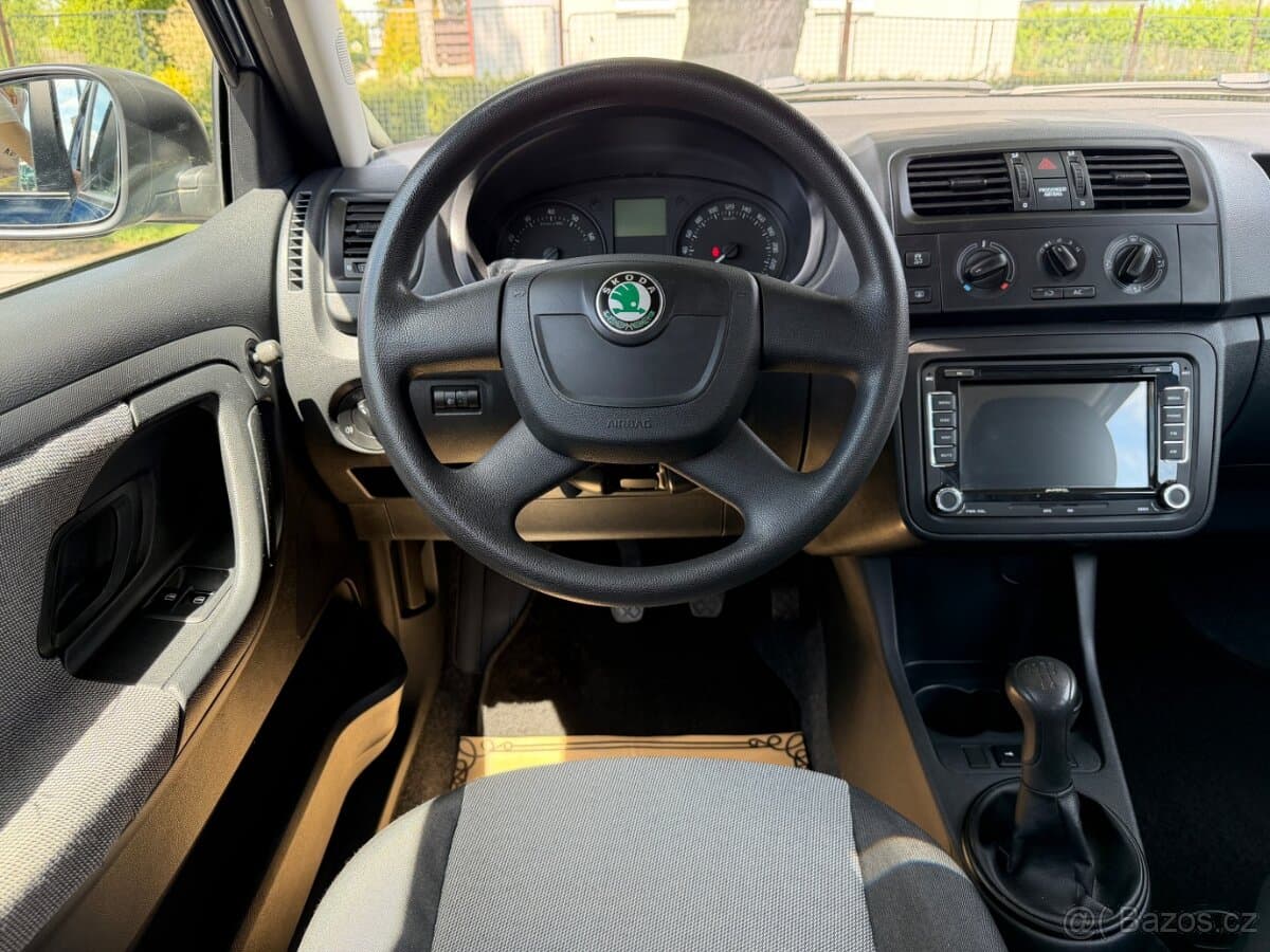 2011 Škoda FABIA - 9