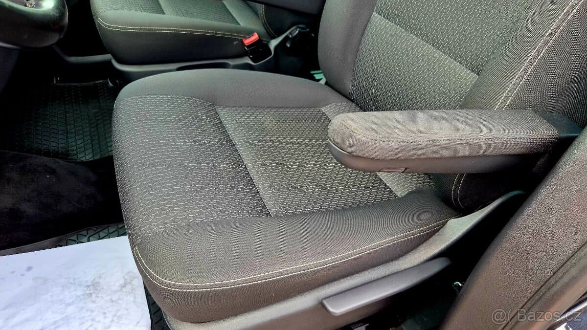 2016 Volkswagen MULTIVAN - 9