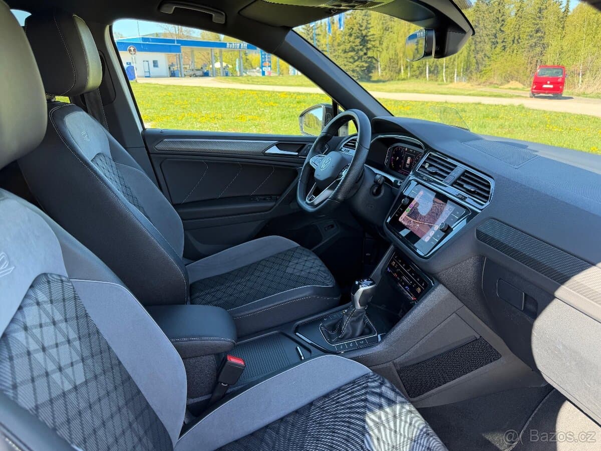 2022 Volkswagen TIGUAN - 9