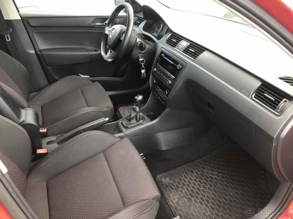 2014 Škoda RAPID - 9