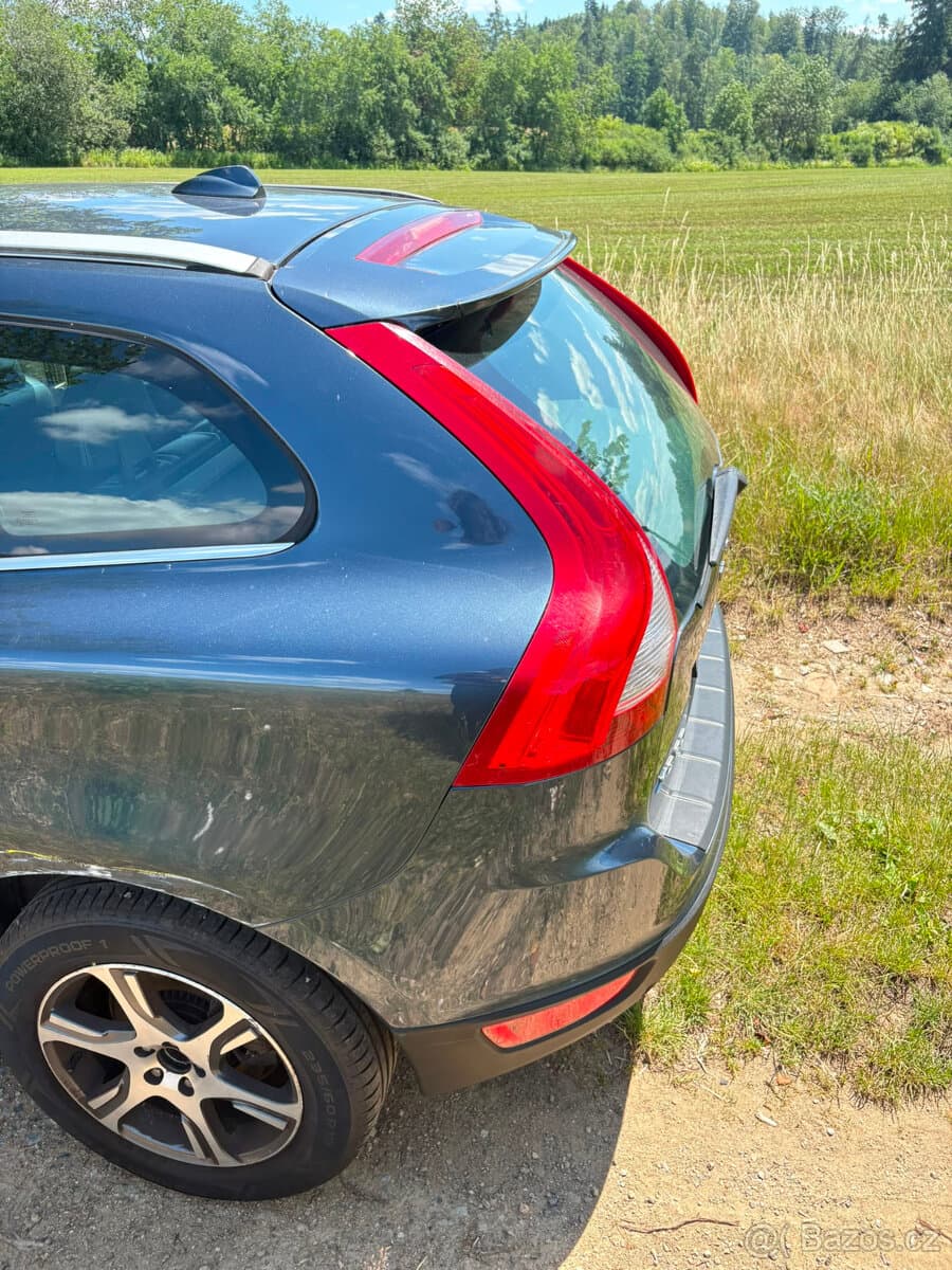 2011 Volvo XC60 - 9