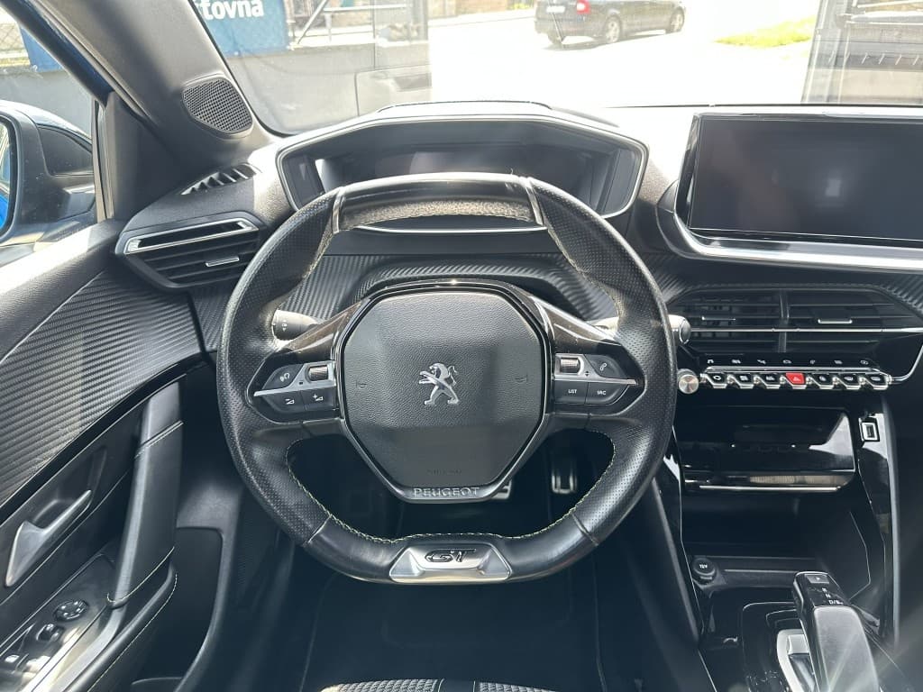 2021 Peugeot 208 - 9