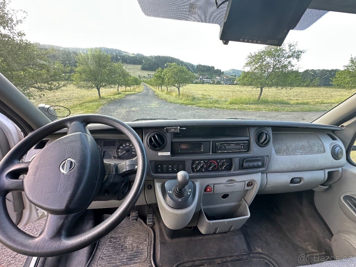 2009 Nissan OSTATNÍ - 9