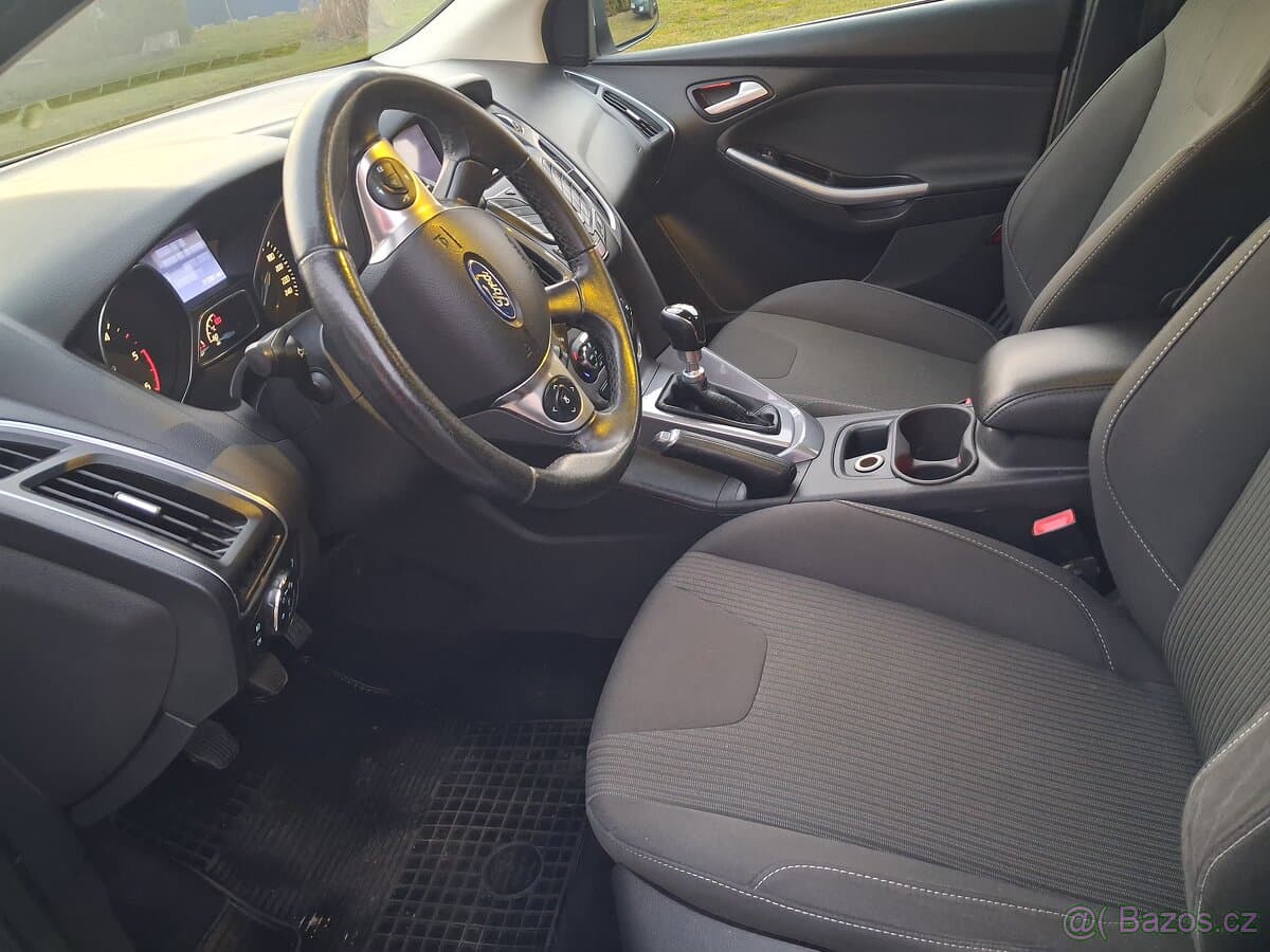 Ford FOCUS - 9