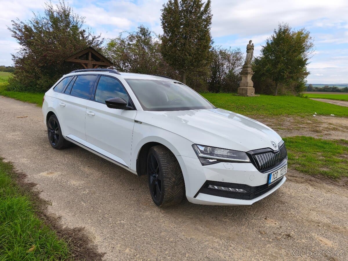 2020 Škoda SUPERB - 9