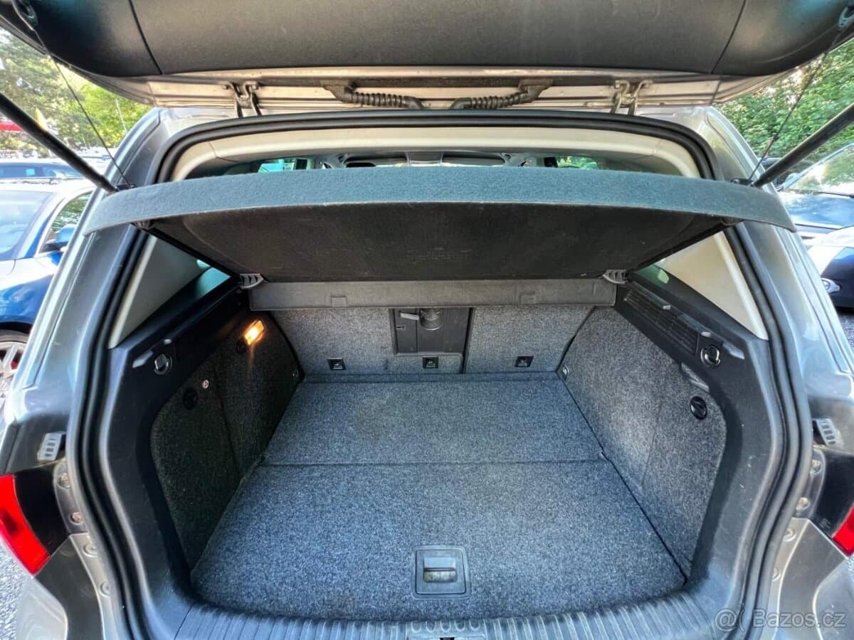 2009 Volkswagen TIGUAN - 9