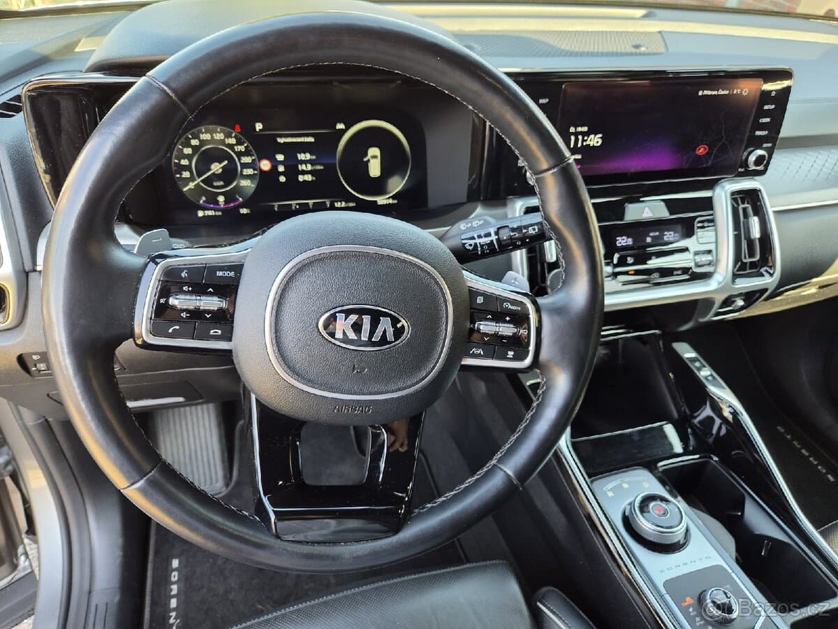 2021 Kia SORENTO - 9