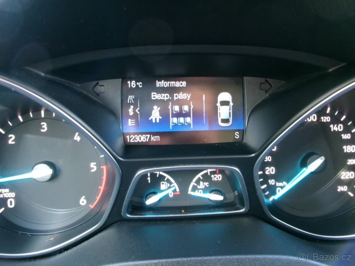 2019 Ford KUGA - 9