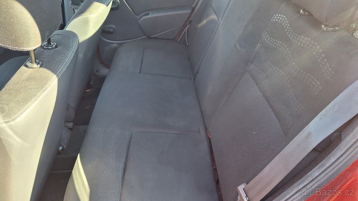 2010 Dacia SANDERO - 9