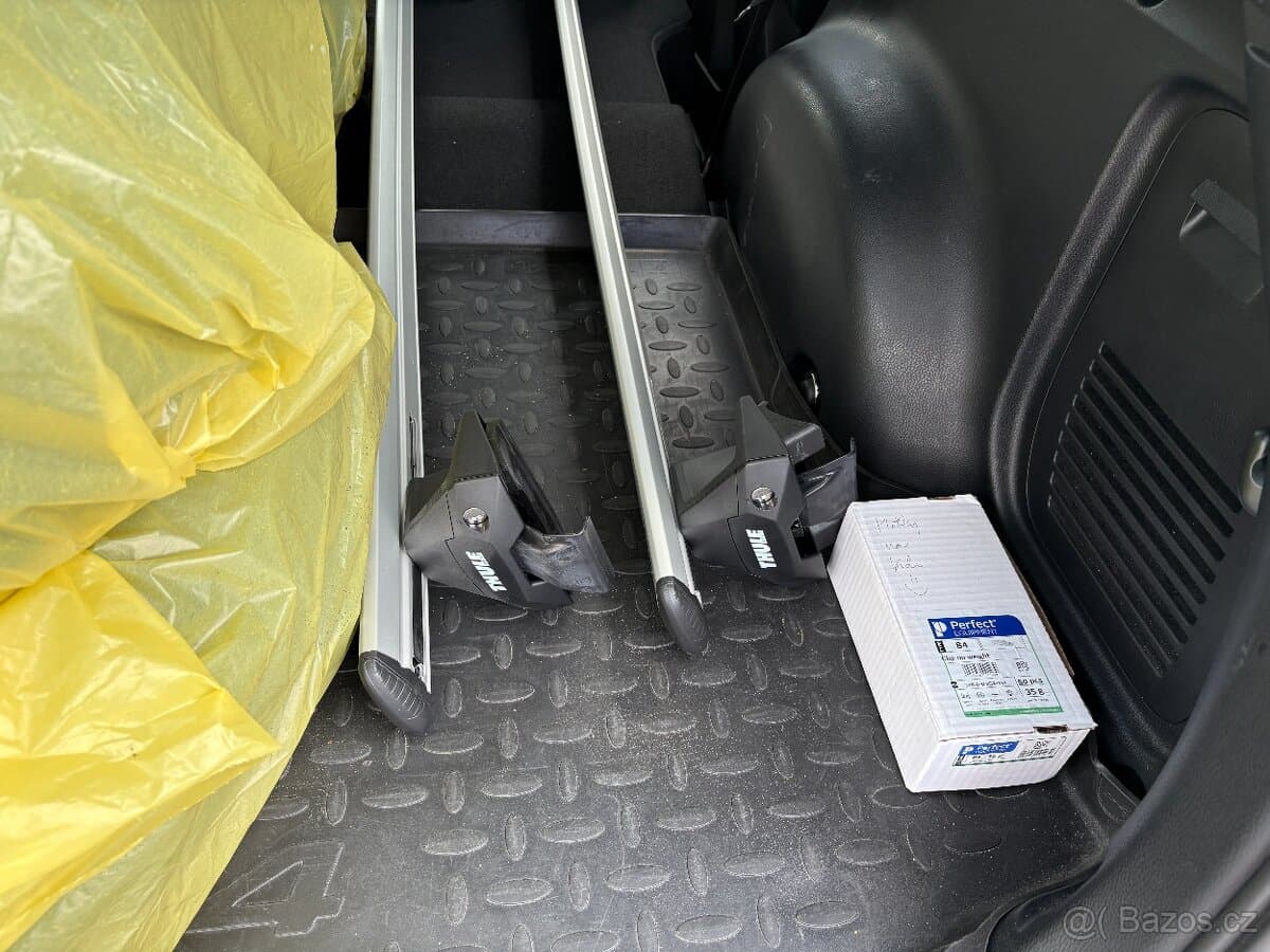2013 Toyota RAV4 - 9