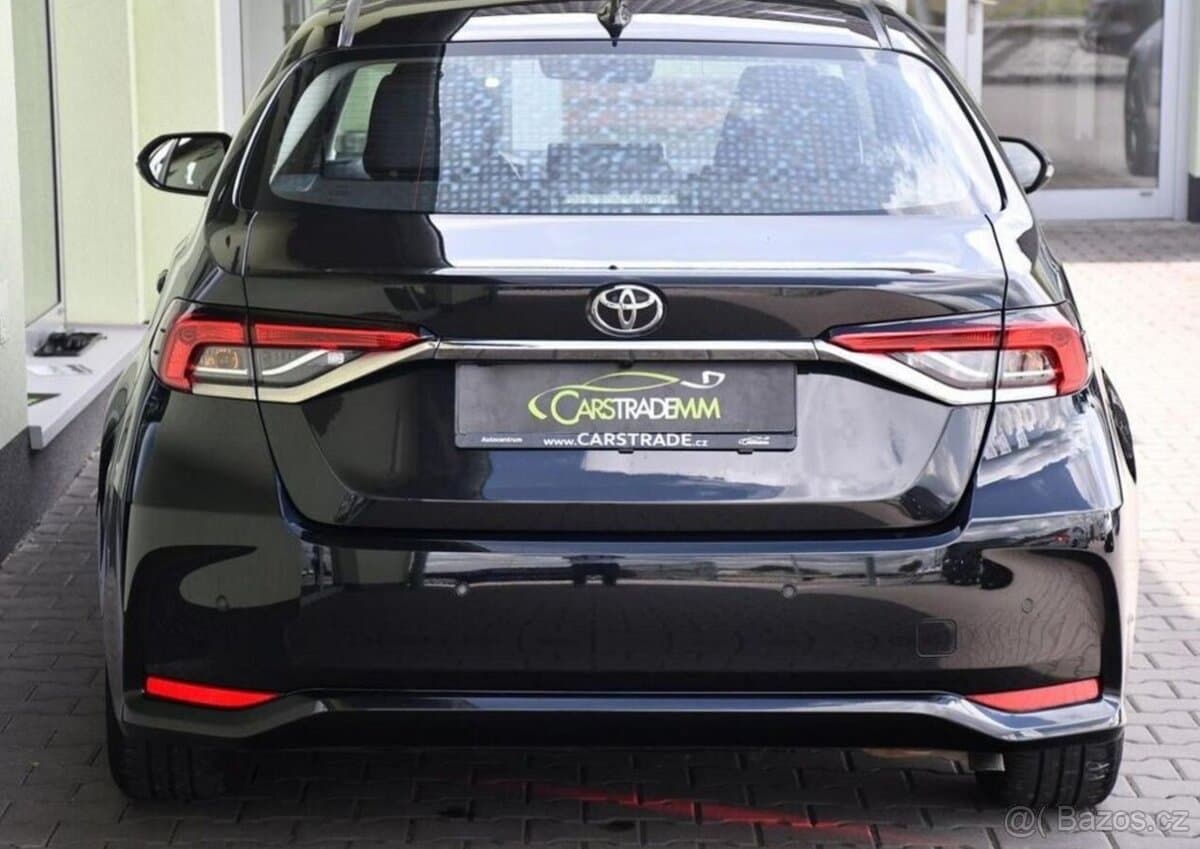 2023 Toyota COROLLA - 9