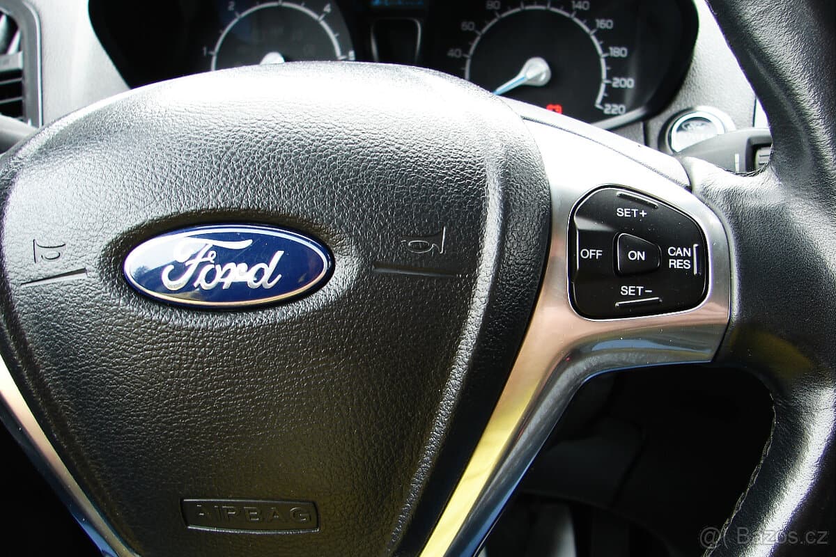 2015 Ford ECOSPORT - 9