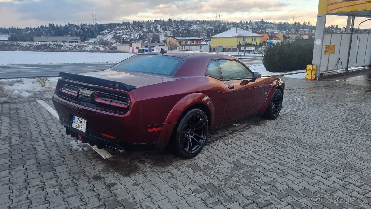 2022 Dodge CHALLENGER - 9