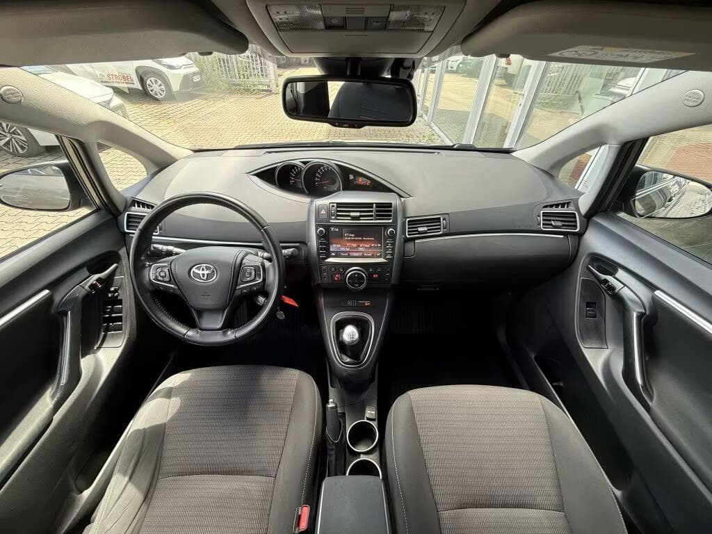 2018 Toyota VERSO - 9