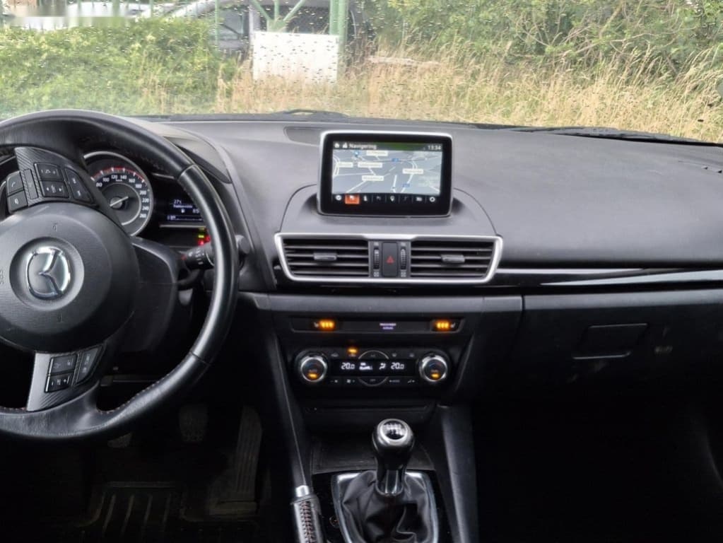 2015 Mazda 3 - 9