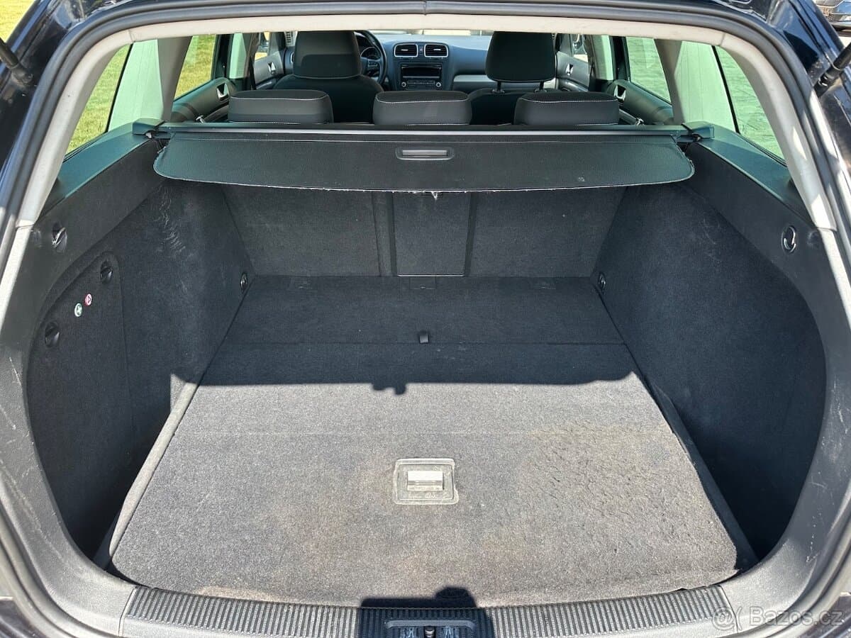 2012 Volkswagen GOLF - 9