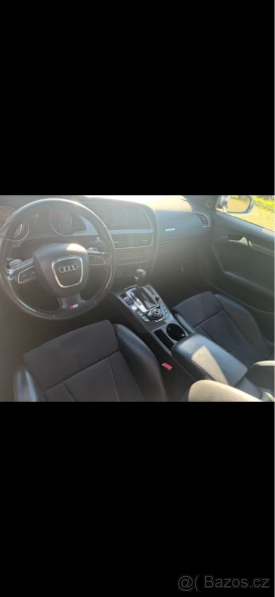 2010 Audi S5 - 9
