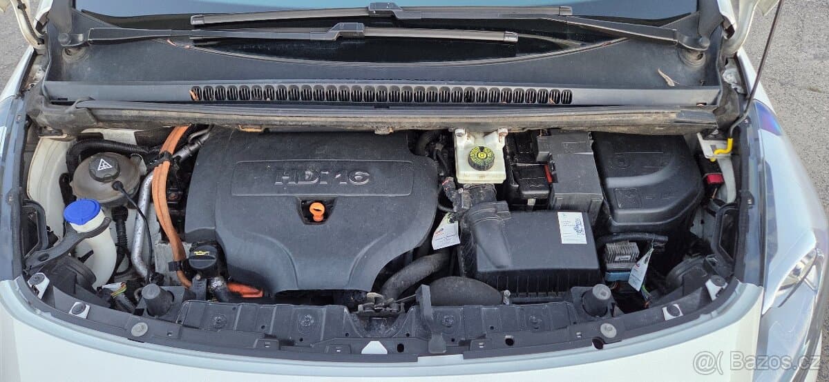 2015 Peugeot 3008 - 9