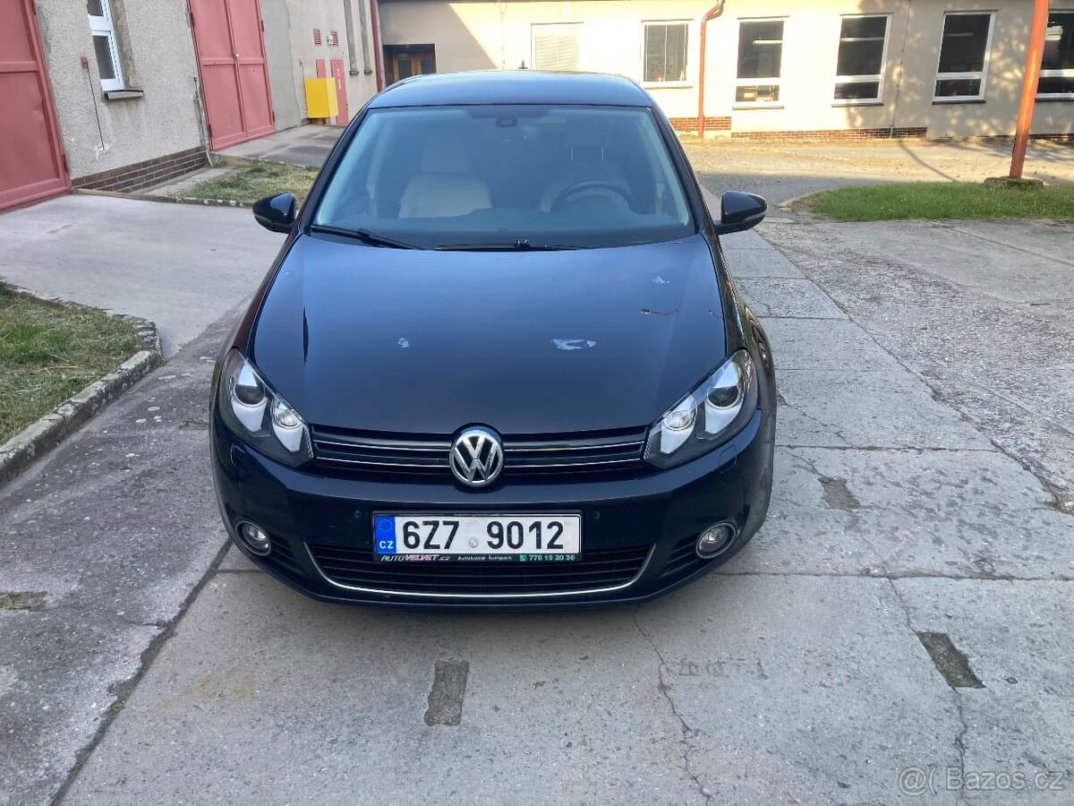 2010 Volkswagen GOLF - 9