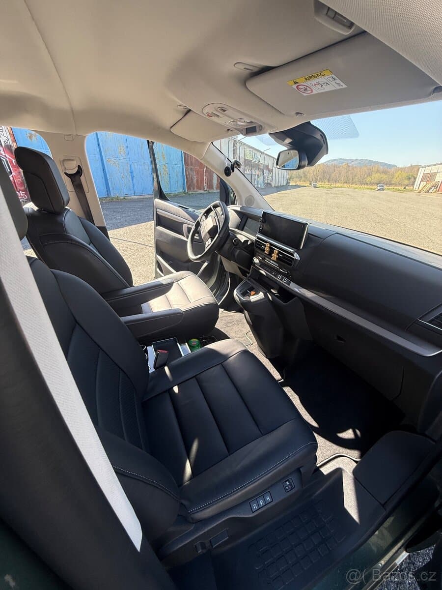 2025 Toyota PROACE - 9