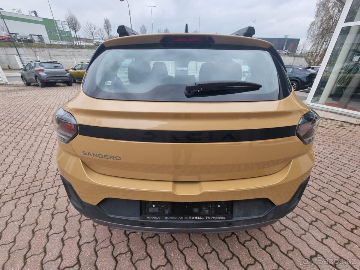 Dacia SANDERO - 9