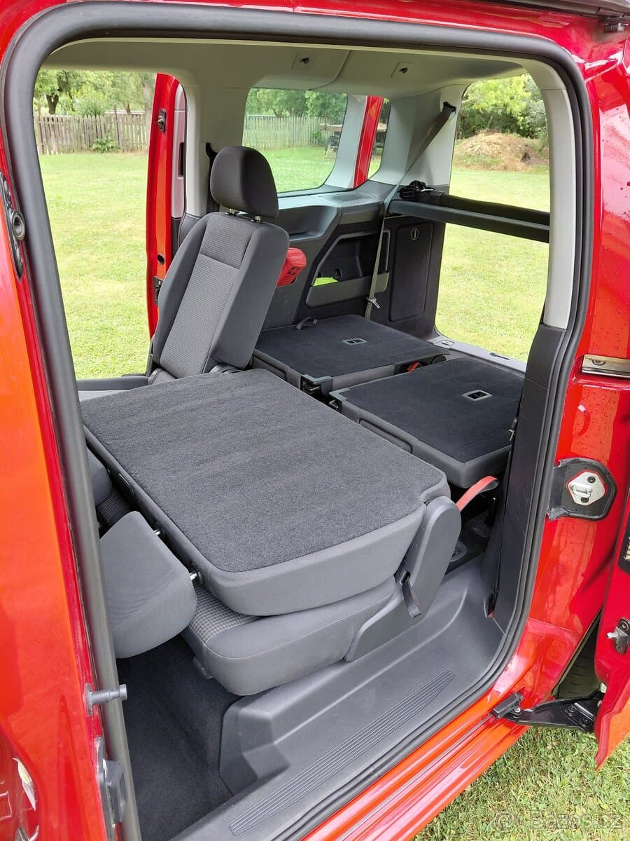 2022 Volkswagen CADDY - 9