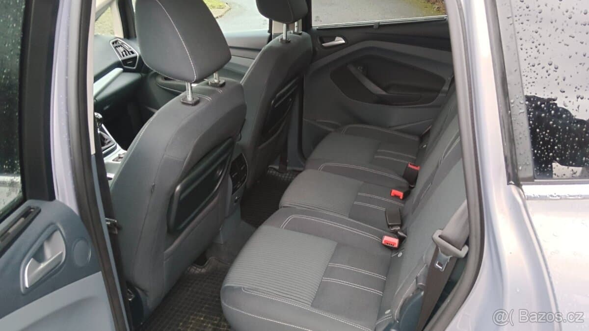 2011 Ford C-MAX - 9