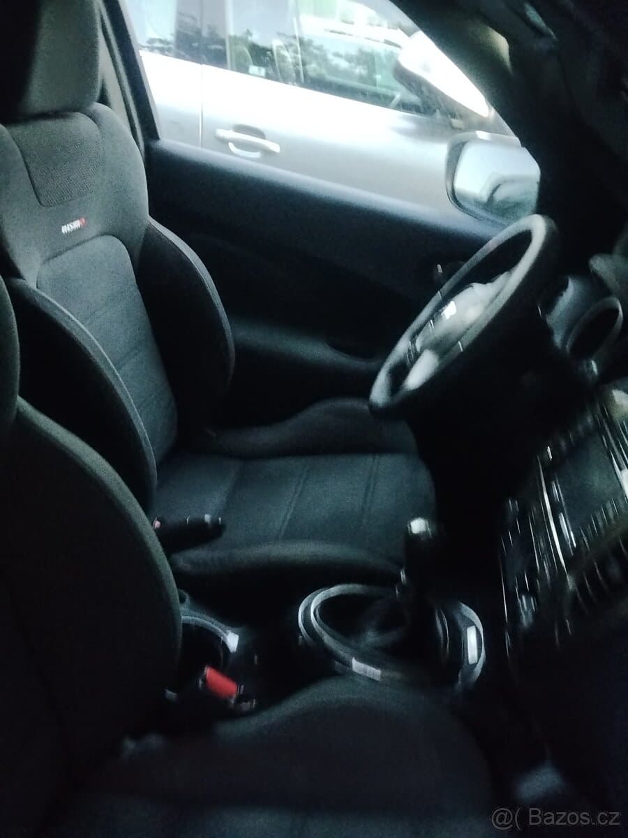 Nissan JUKE - 9