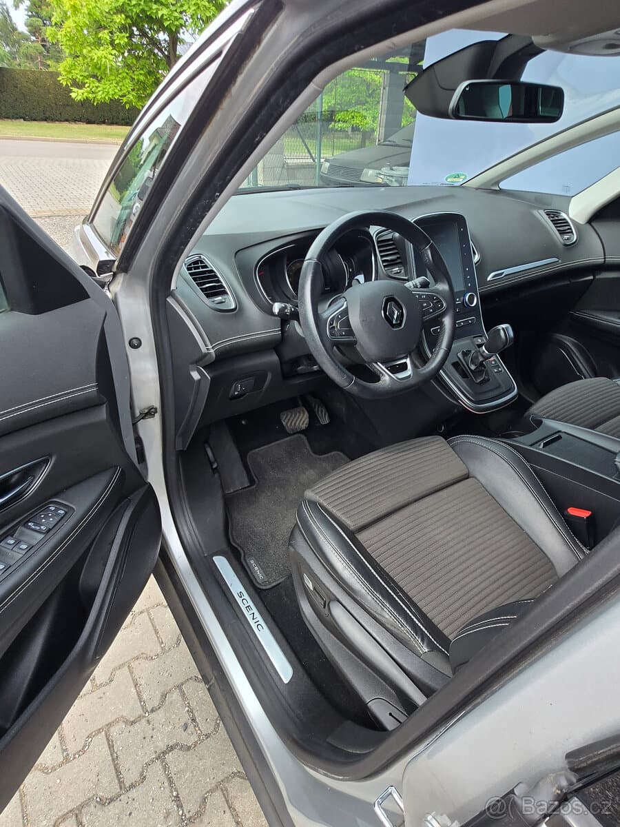 2018 Renault SCENIC - 9