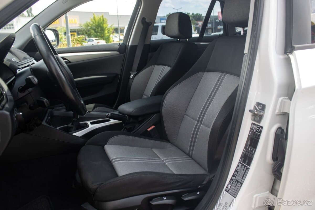 2012 BMW X1 - 9