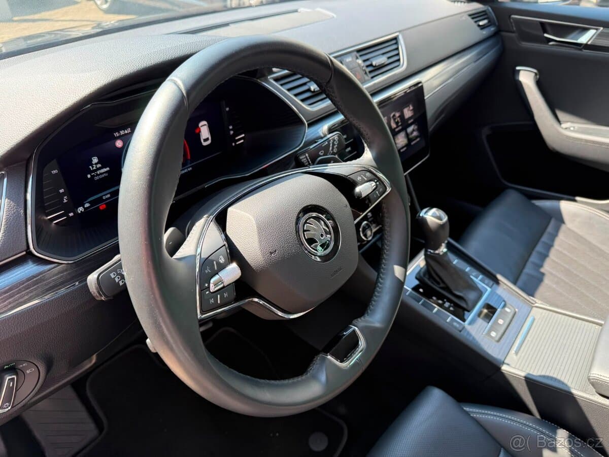 2023 Škoda SUPERB - 9