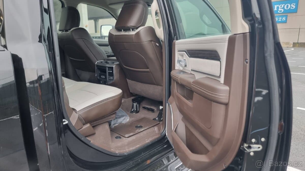 2025 RAM 2500 - 9