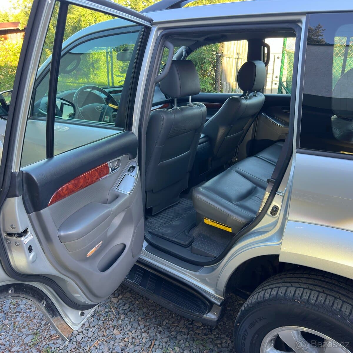 2005 Toyota LAND CRUISER - 9
