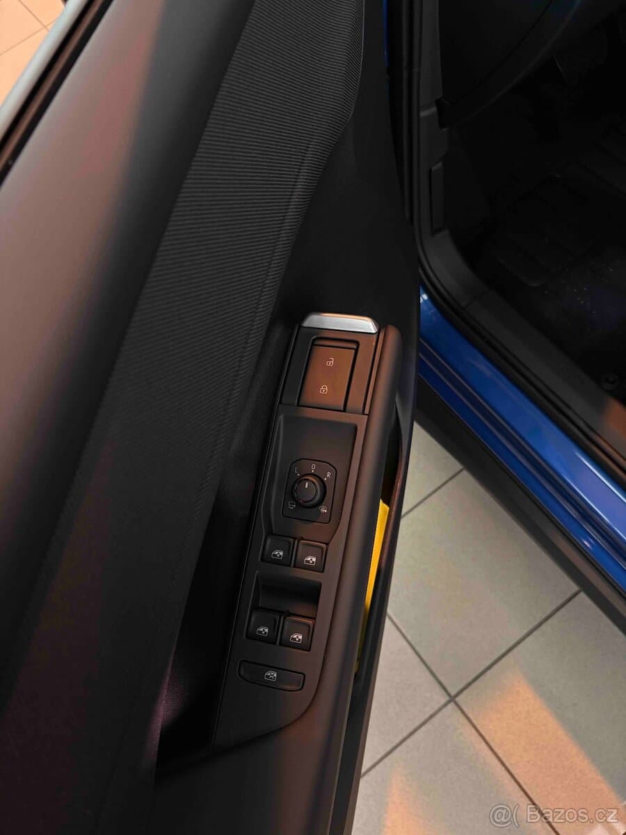 Volkswagen T-ROC - 9