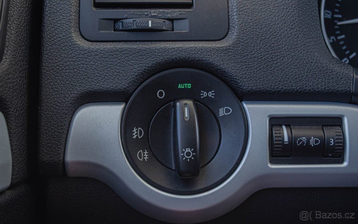 2011 Škoda OCTAVIA - 9
