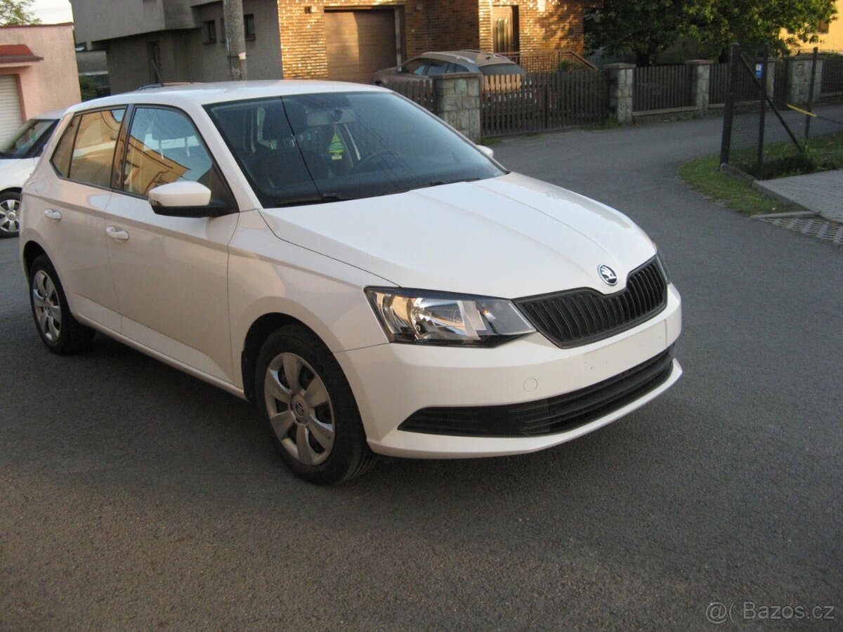 2016 Škoda FABIA - 9
