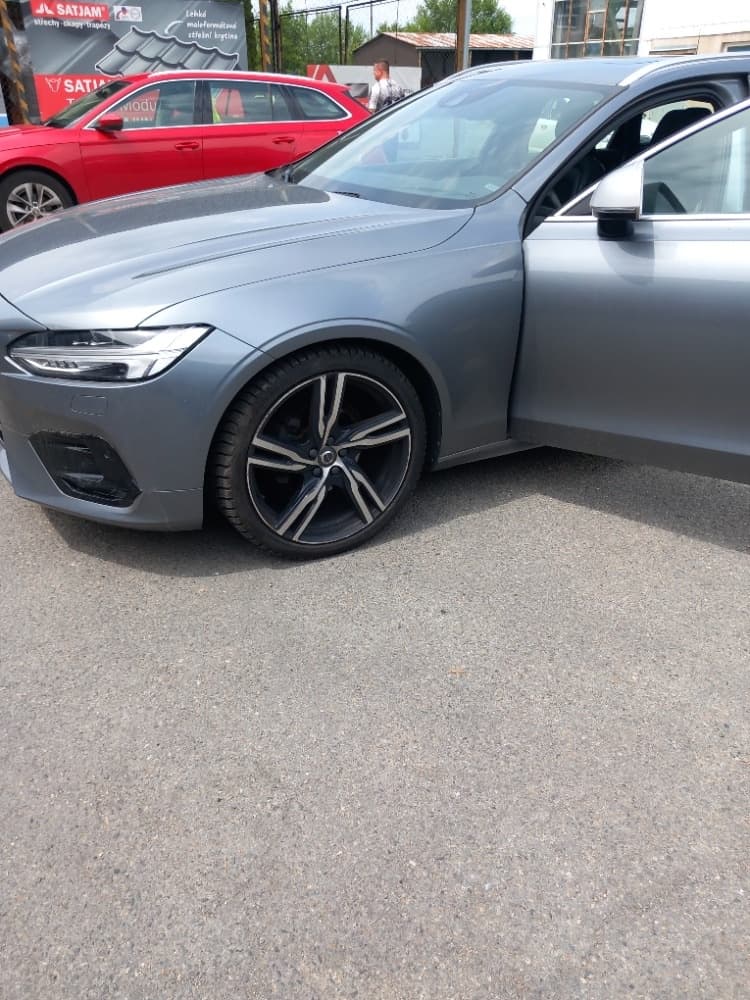 2019 Volvo V90 - 9