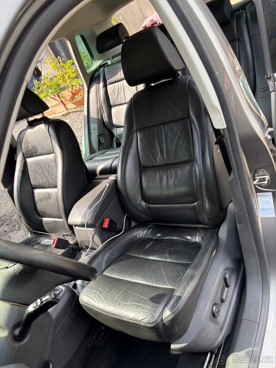 2008 Volkswagen TIGUAN - 9