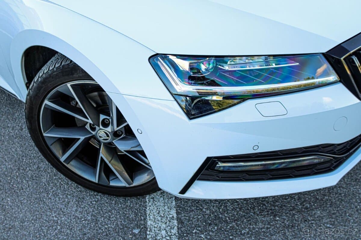 2022 Škoda SUPERB - 9