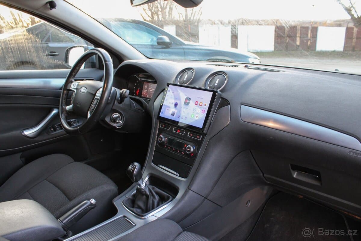 2011 Ford MONDEO - 9