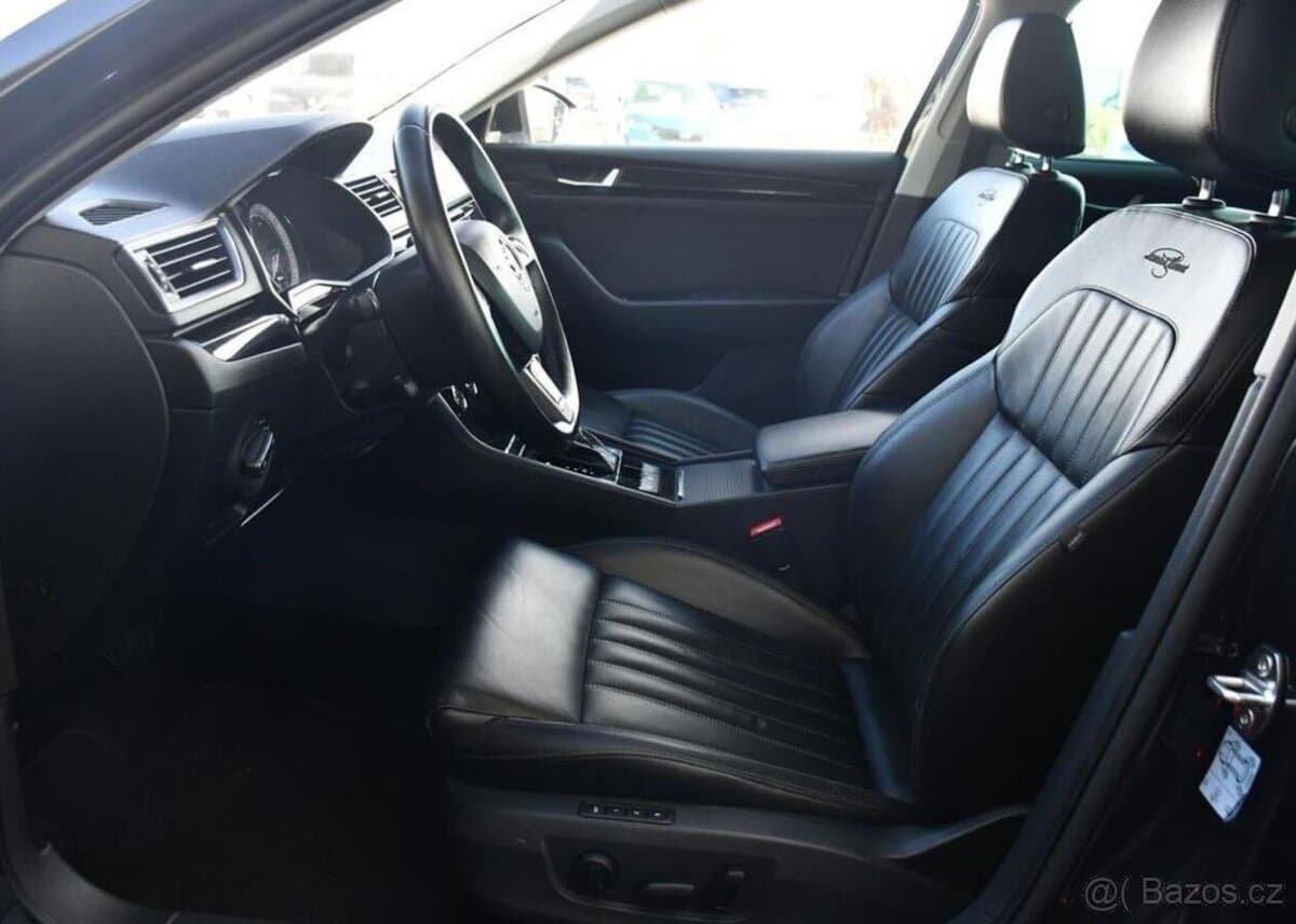 2018 Škoda SUPERB - 9