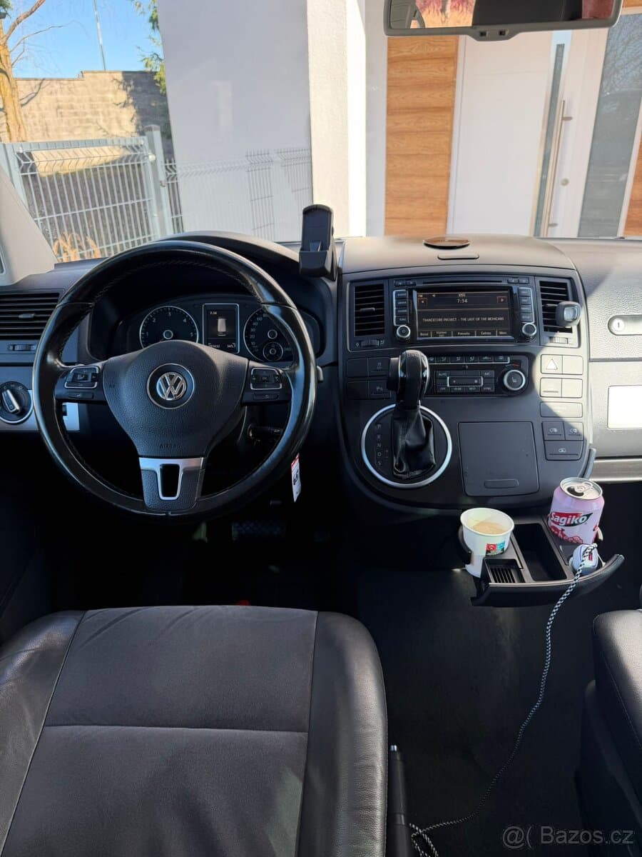 2014 Volkswagen MULTIVAN - 9