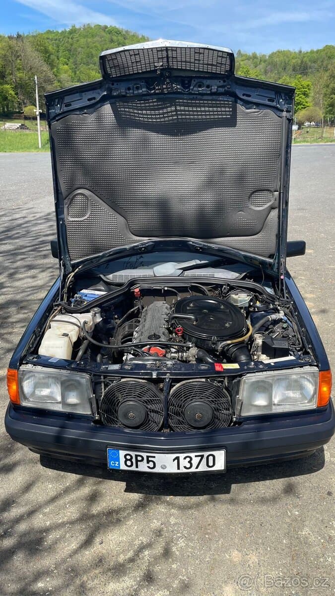 1988 Mercedes-Benz 190 - 9
