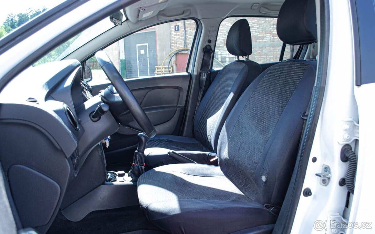 2017 Dacia LOGAN - 9