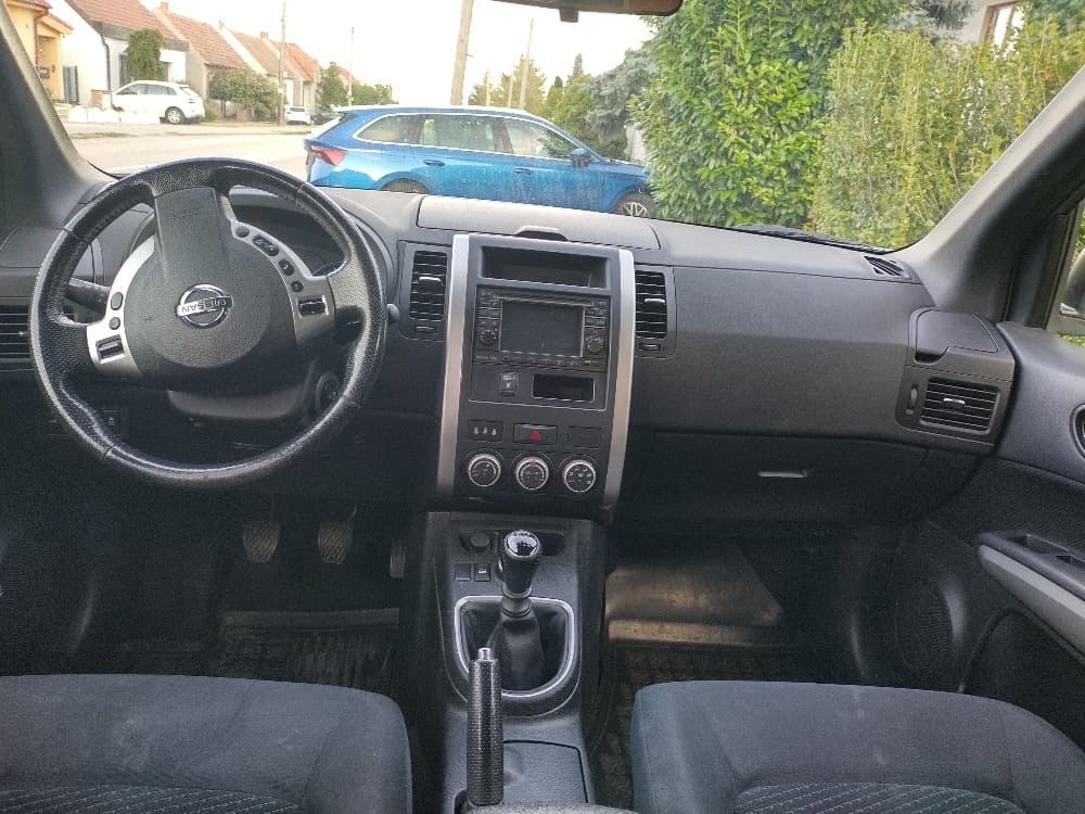 2013 Nissan X-TRAIL - 9